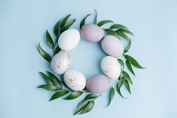 Beautiful Decor Wreath Leaves Eggs Christian Easter Holiday Concept — Stock Photo, Image