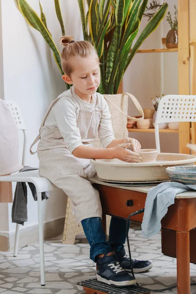 Year Old Young Potter Deftly Controls Potter Wheel Pressing Pedal — Stock Photo, Image
