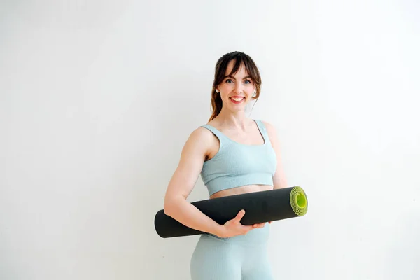 Getting Ready Workout Portrait Beautiful Skinny Girl Sweatsuit Holding Rolled — Stock Photo, Image