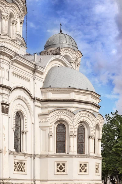 Kaunas, Litouwen: Kathedraal van St. Michael the Archangel — Stockfoto