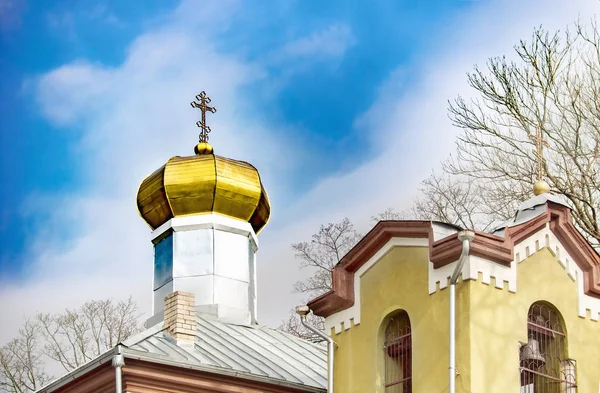 Orthodox church dome in Anyksciai — Stock Photo, Image
