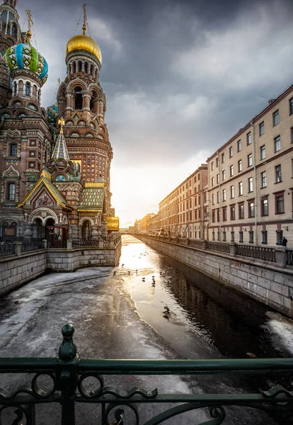 Известная церковь в Петербурге — стоковое фото