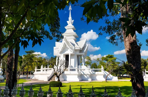 Templo Branco na Tailândia — Fotografia de Stock