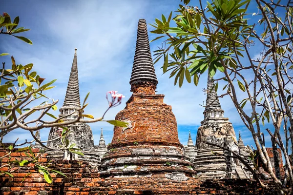 Tayland eski Budist tapınağı — Stok fotoğraf