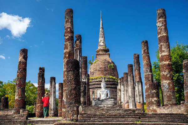 Viajero en Parque Histórico de Tailandia —  Fotos de Stock