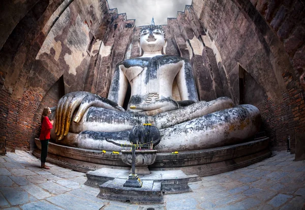 Velká socha Buddhy v Thajsku — Stock fotografie