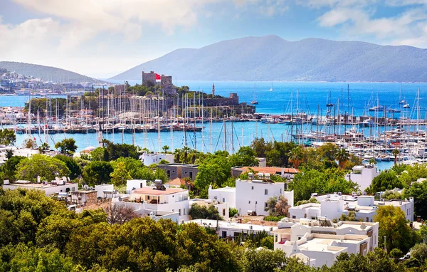 Bodrum hrad a Egejské moře — Stock fotografie