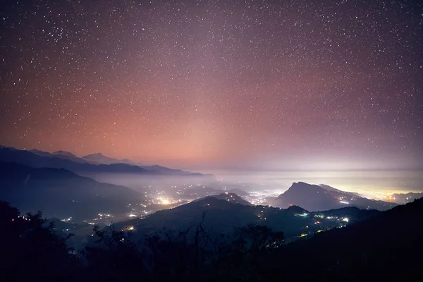 Noche estrellada en el Himalaya — Foto de Stock