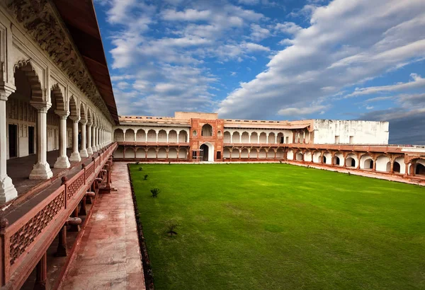 Hof in der agra-Festung — Stockfoto