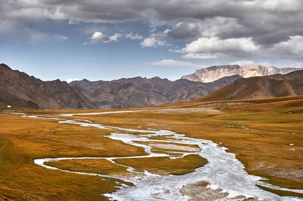 Schöne Landschaft Des Flusses Gebirgstal Des Kel Suu Sees Der — Stockfoto