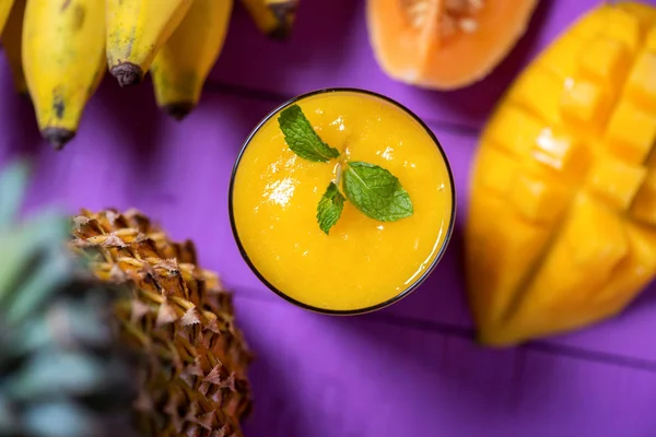 malzemeler ile güler yüzlü. Üstten Görünüm