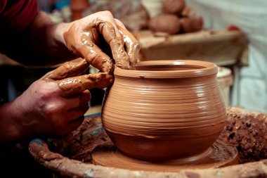 Potter işte. Atölye.