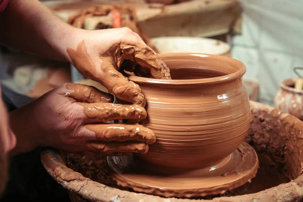 Potter at work. Workshop place. — Stock Photo, Image