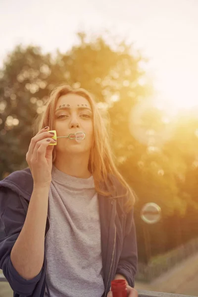 Attractive cute girl — Stock Photo, Image