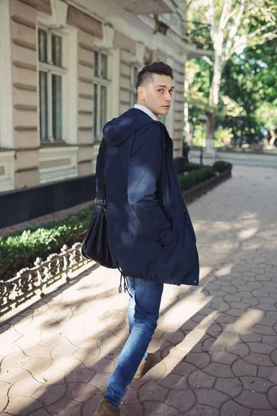 Hipster man walking in the streets — Stock Photo, Image