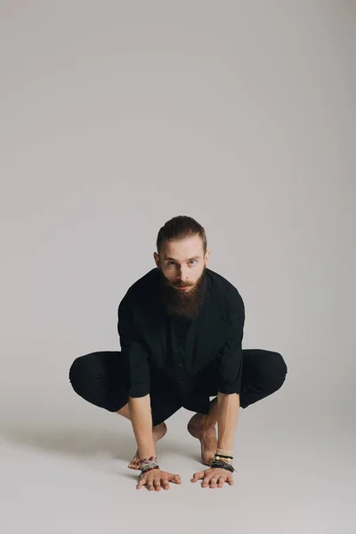 Hipster estilo barbudo hombre — Foto de Stock