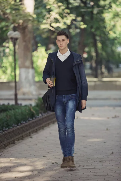 Hipster man walking in the streets — Stock Photo, Image