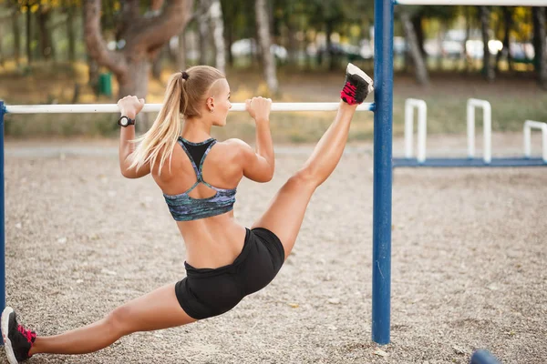 Outdoor Workout Exercise — Stock Photo, Image