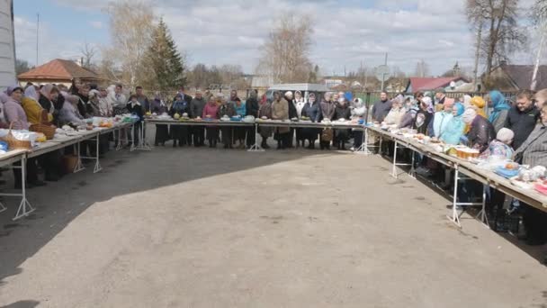 Mtsensk, Rusya 15 Nisan 2017. Editörden - Paskalya şanlı Bayramı. Mesih risen. — Stok video