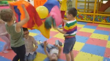 Çocuk Salon Oyunları.