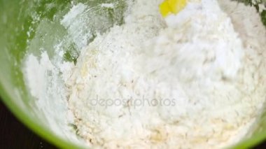 Pasta şefi ustaca tatil sipariş gerçekleştirir.