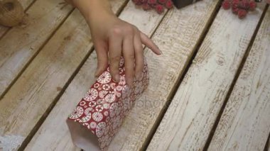 Festival süsleri. Tasarımcısı dekoratör eseri. Noel arifesinde.