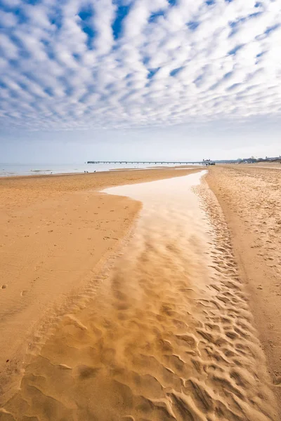 На пляже Балтийского моря в Альбеке — стоковое фото