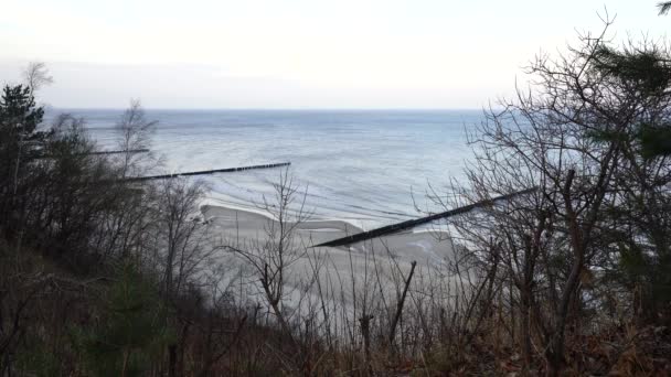 Surfe Mar Costa Íngreme Koserow Ilha Usedom — Vídeo de Stock