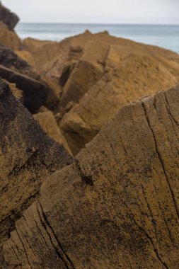 surfes bulutlu günde ile Atlantik kıyı şeridi