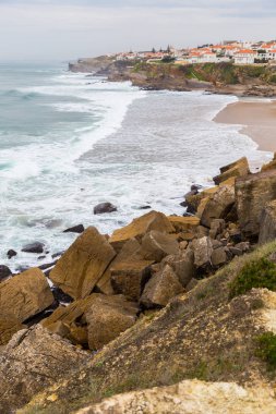 surfes bulutlu günde ile Atlantik kıyı şeridi