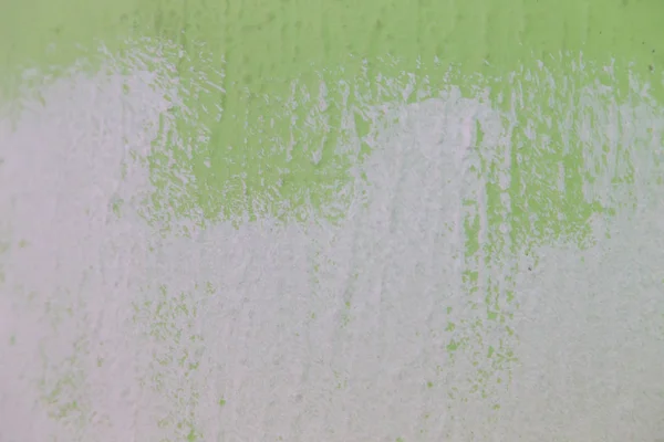 Malarstwo ścienne z zielonego na kolor biały — Zdjęcie stockowe