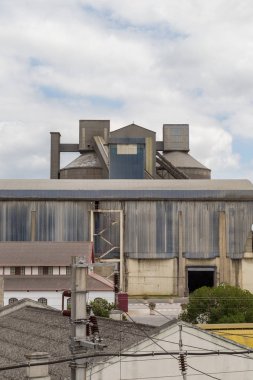 Endüstriyel Bina Fabrika yapısı ile