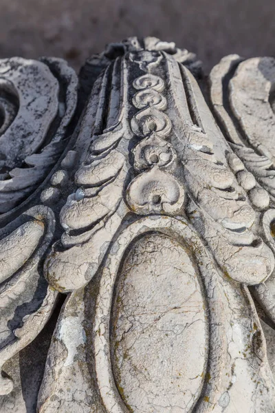 Mimari unsurları ile yuvarlak ayrıntıları