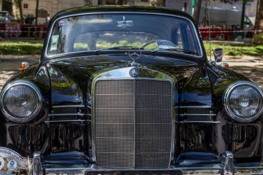 Lisbon, Portekiz - 24 Eylül 2017: Reto otomobil sokak o