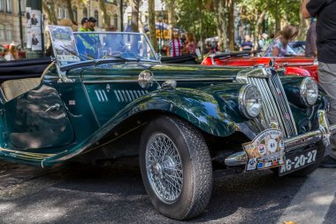 Lisbon, Portekiz - 24 Eylül 2017: Reto otomobil sokak o