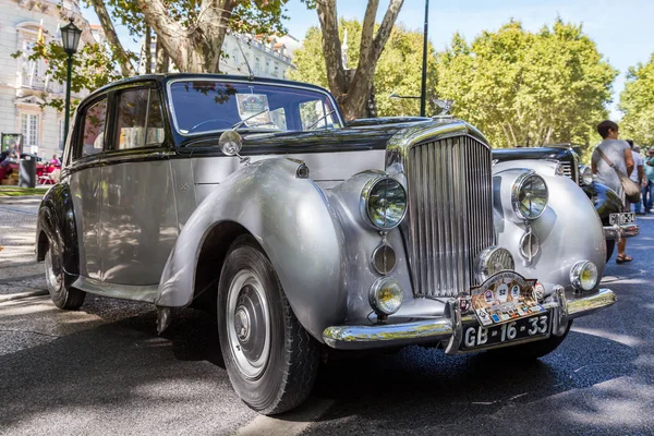 Lisbon, Portekiz - 24 Eylül 2017: Reto otomobil sokak o