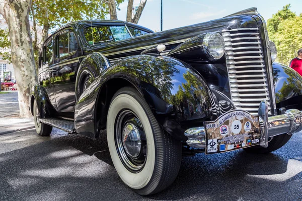 Lisbon, Portekiz - 24 Eylül 2017: Reto otomobil sokak o