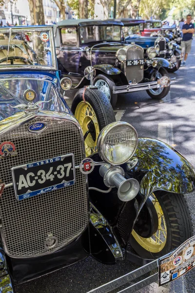 Lisbon, Portekiz - 24 Eylül 2017: Reto otomobil sokak o