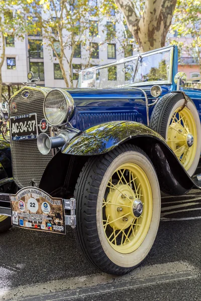 Lissabon, Portugal - 24. September 2017: Reto-Auto-Show auf der Straße o — Stockfoto