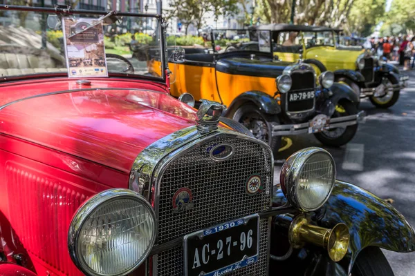 Lisbon, Portekiz - 24 Eylül 2017: Reto otomobil sokak o