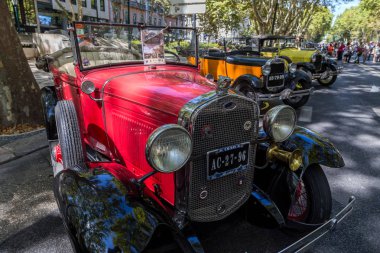 Lisbon, Portekiz - 24 Eylül 2017: Reto otomobil sokak o