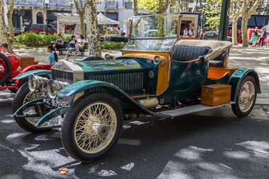 Lisbon, Portekiz - 24 Eylül 2017: Reto otomobil sokak o