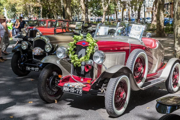 Lisbon, Portekiz - 24 Eylül 2017: Reto otomobil sokak o