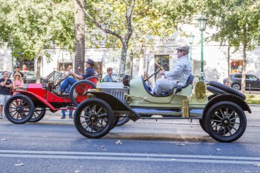 Lisbon, Portekiz - 24 Eylül 2017: Reto otomobil sokak o