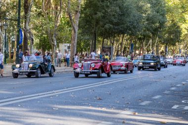 Lisbon, Portekiz - 24 Eylül 2017: Reto otomobil sokak o