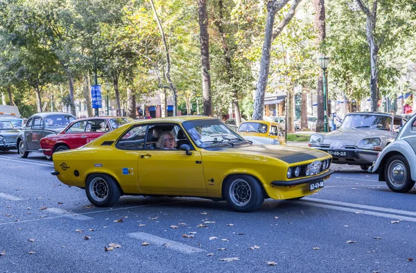 Lisbon, Portekiz - 24 Eylül 2017: Reto otomobil sokak o