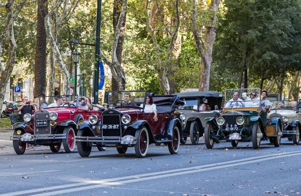 Lissabon, Portugal - 24. September 2017: Reto-Auto-Show auf der Straße o — Stockfoto