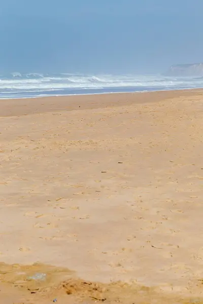 Meeresküste Bewegungswellen Mit Schaum Windkraft Türkisfarbenes Wasser — Stockfoto