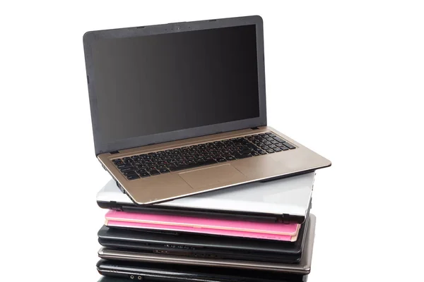 Pilha Laptops Usados Diferentes Cores Modelos Tha Notebooks Para Reparação — Fotografia de Stock