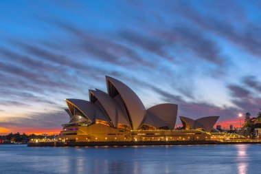 Sydney Opera Binası Sydney Avustralya gündoğumu